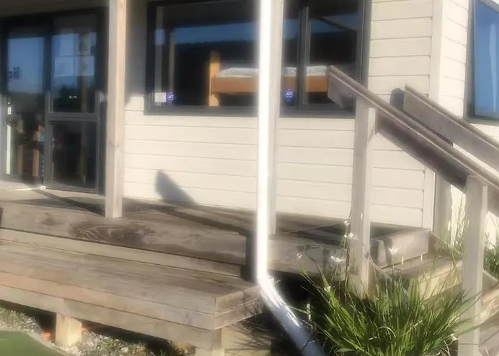 3 Bunks Beds And 1 Sofa Bed Room, 57 Pavilion Drive Auckland