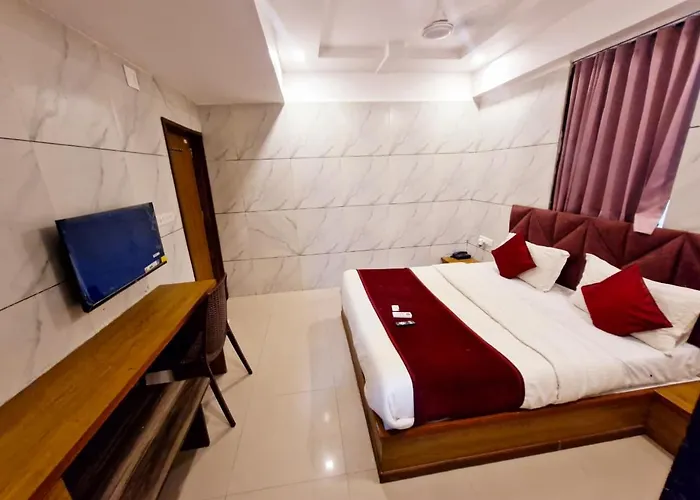Hotel The Grand Pritam Gandhinagar