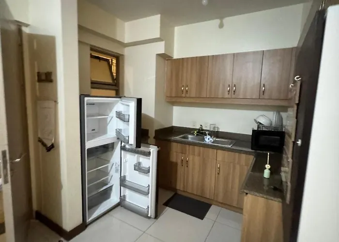 Acacia Estates Taguig Aparthotel Manila