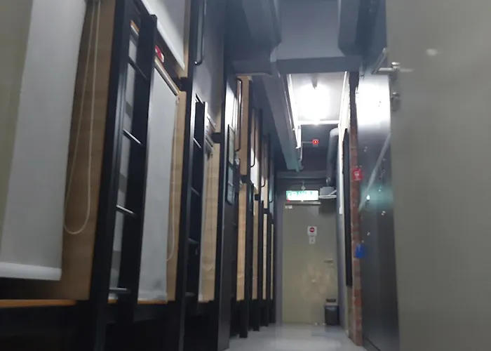 Bricks Backpackers Sleepbox Hotel Tanah Rata