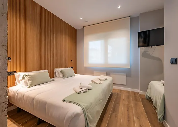White Tree Rooms And Apartments O Pedrouzo