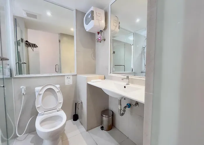 Bali Bustle Sunset Coliving And Coworking Space Legian 