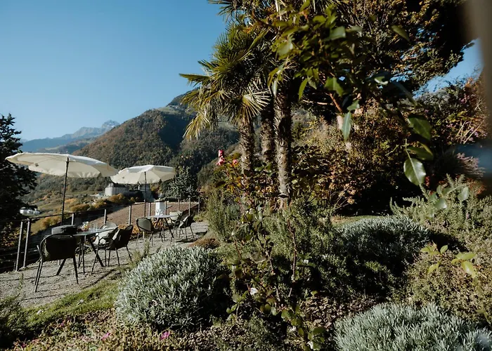 Stricker Aparthotel Dorf Tirol