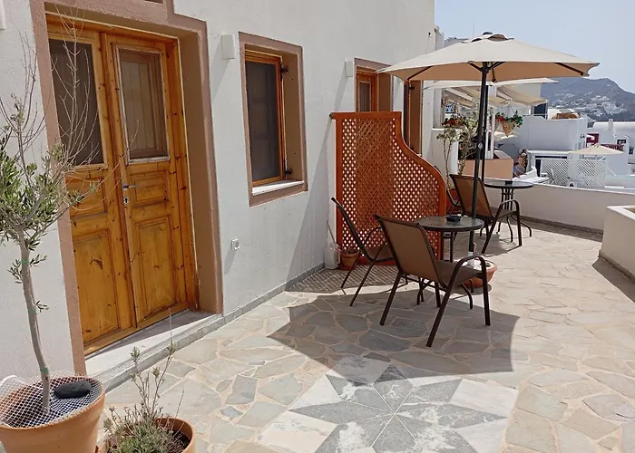 Ostria Caldera Studios Oia