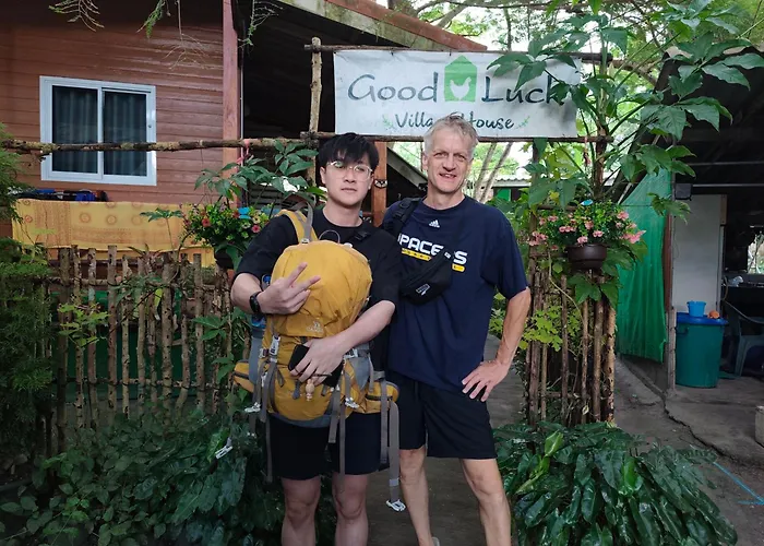 Goodluck Village House Koh Mook