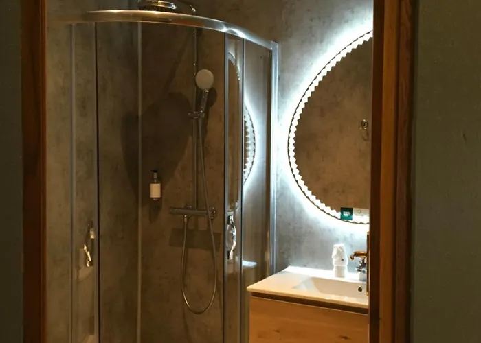 Logis Hotel & Appartements Le Florence Saint-Quentin 