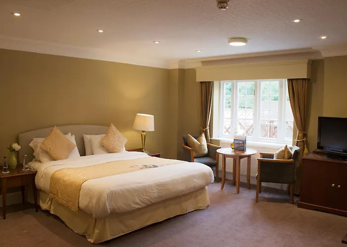 Grovefield House Hotel By Uno Slough