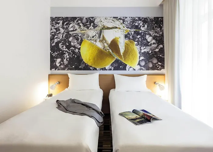 Ibis Styles Napoli Garibaldi Otel