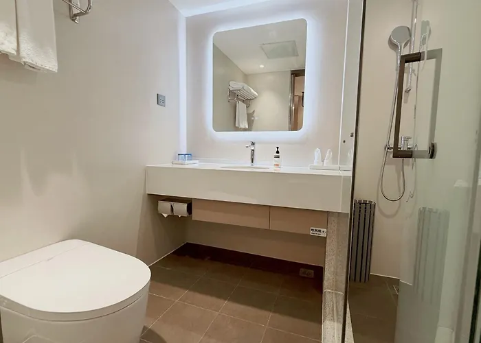 Holiday Inn Express Shanghai Putuo By Ihg