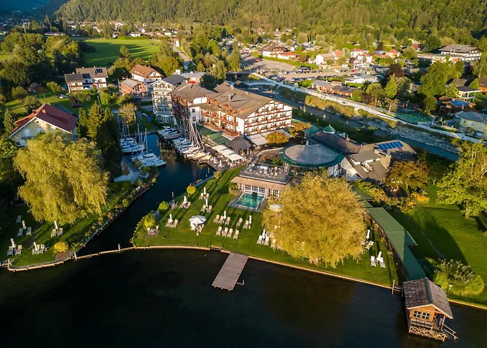 Romantik SPA Hotel Seefischer Döbriach