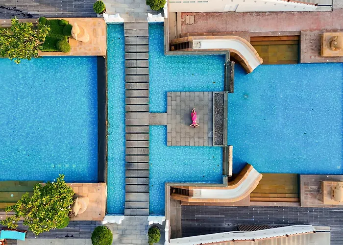 The Heritage Pattaya Beachfront Resort