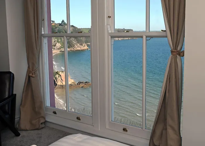 Royal Lion Hotel Tenby