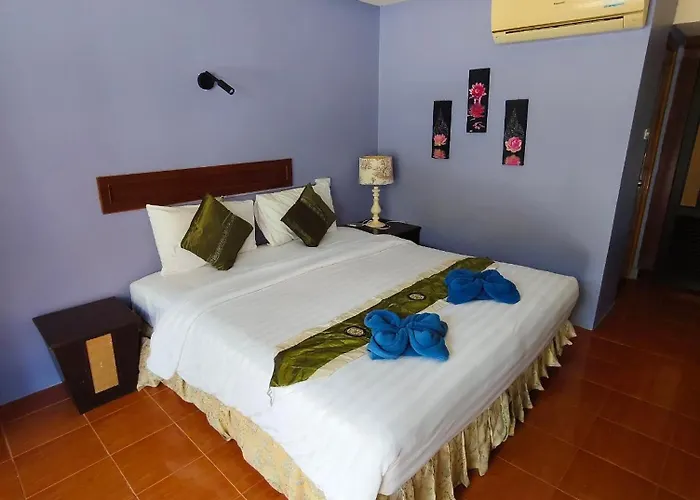 Grand Thai House Resort Lamai