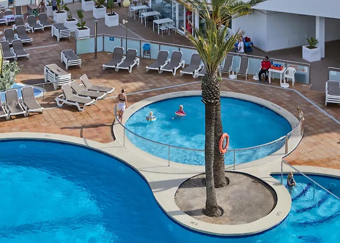 Playa Bella Beach Apartments San Antonio 