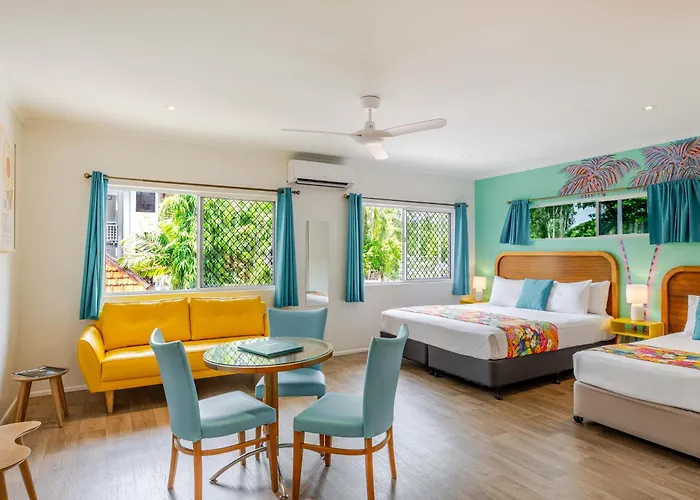 Port Douglas Motel