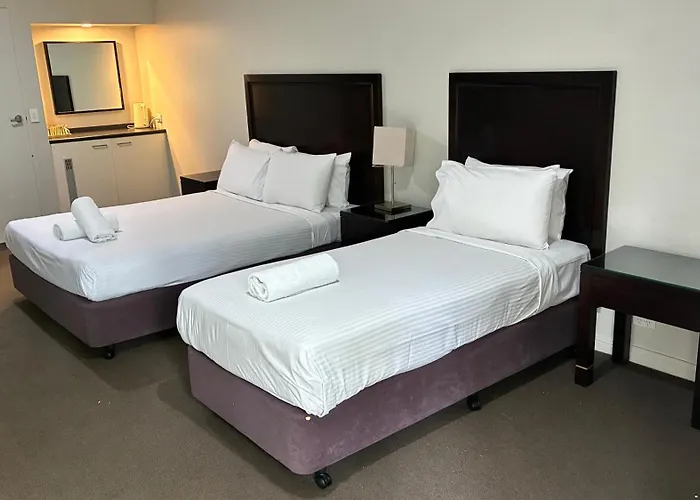 Checkers Resort Terrey Hills