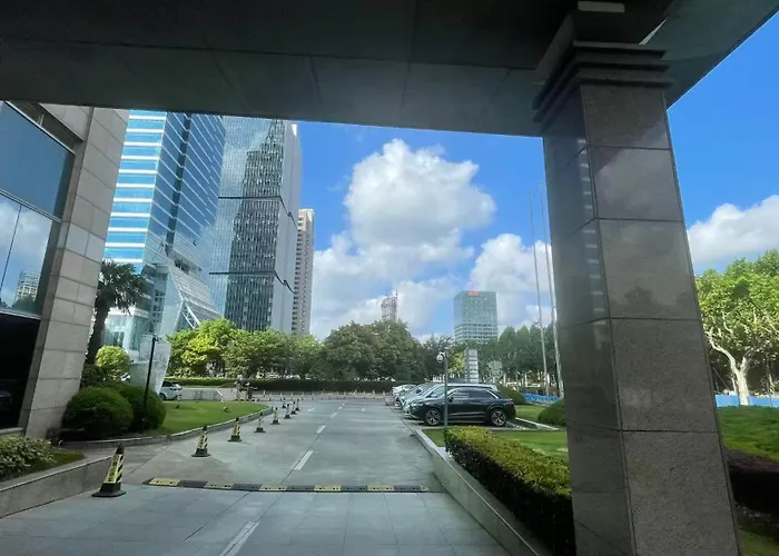 Ramada Plaza Pudong Shanghai