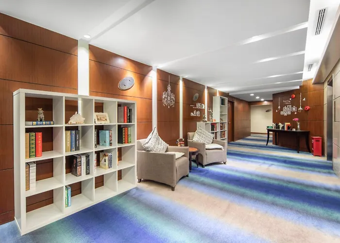 Ramada Plaza Pudong Shanghai