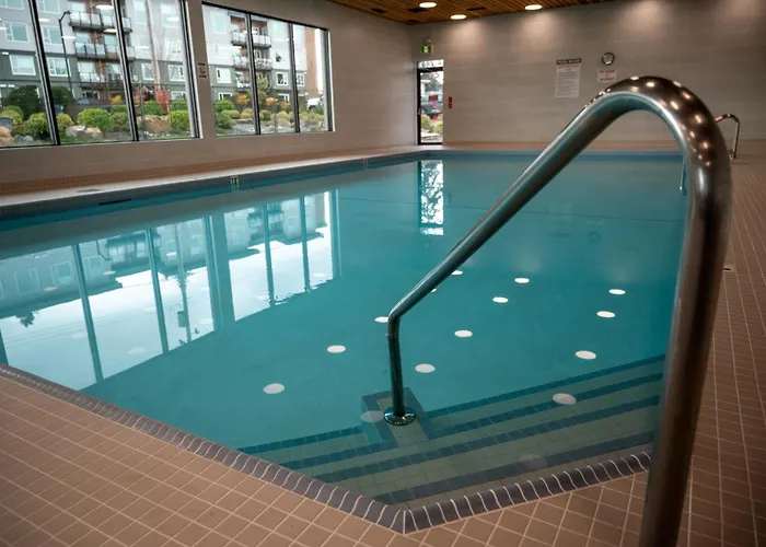 Bayside Oceanfront Resort Parksville