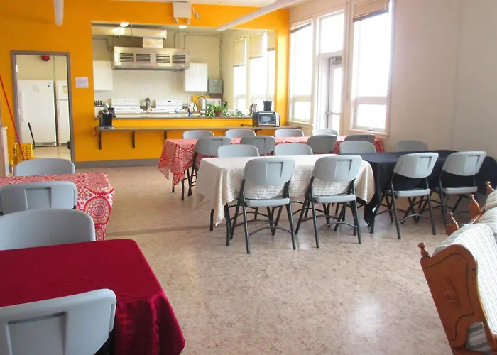 Auberge La Petite Ecole De Forillon Cap-aux-Os