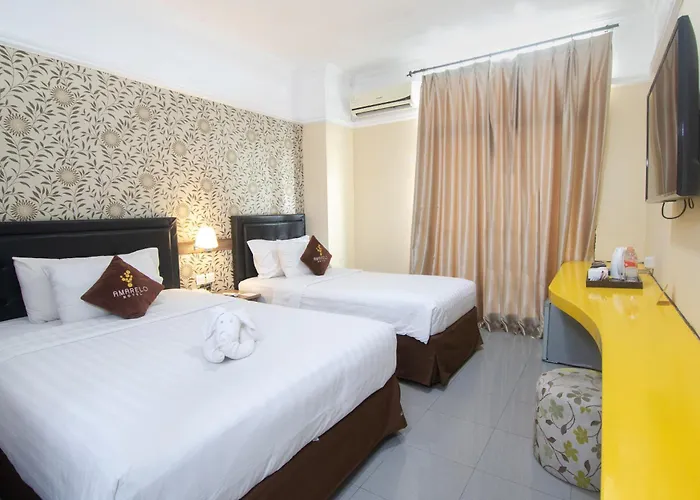 Amarelo Hotel Solo