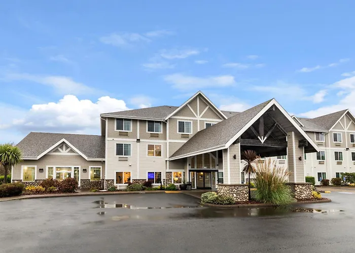 La Quinta By Wyndham Newport Hotel