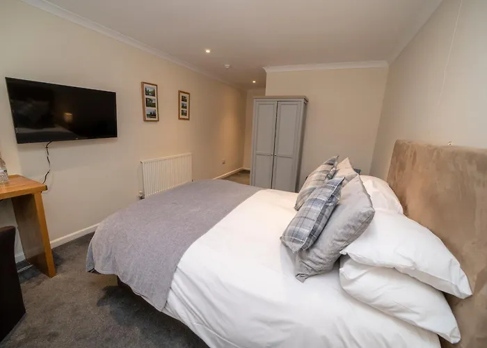 The Manor Hotel Crickhowell