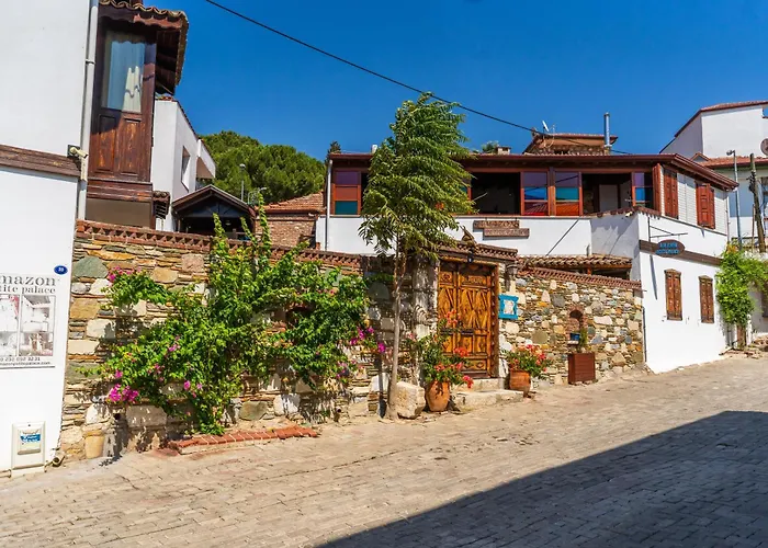 Amazon Petite Palace Selçuk