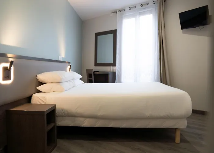 Aero Hotel Issy-les-Moulineaux