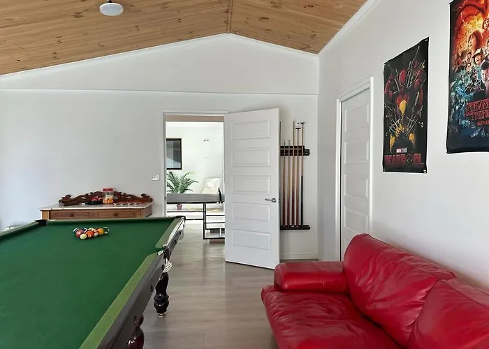 The Birch House - Silver Birches Accommodation Bright