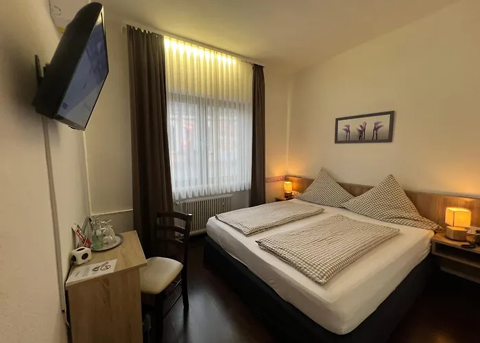 Hotel Hüttl - Garni Worms