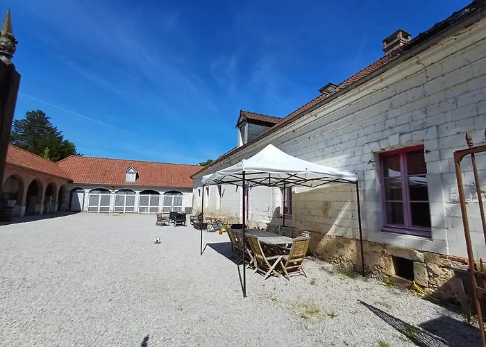 Chateau De La Caloterie Montreuil 