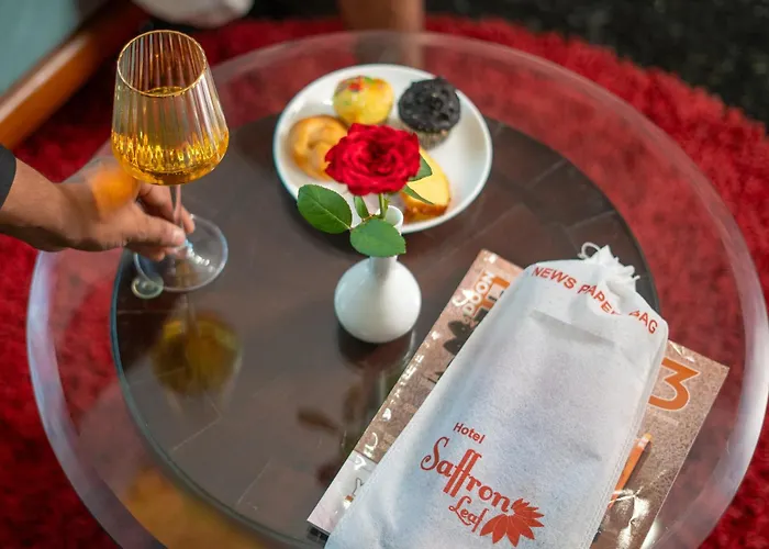 Hotel Saffron Leaf Dehradun
