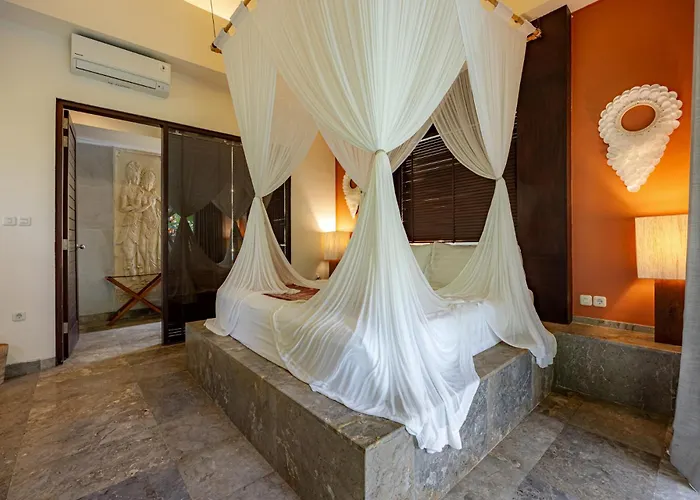 Karmagali Suites Adults Only & Private Pool Family Villas Sanur 