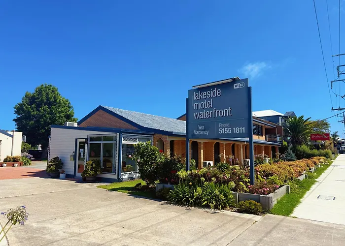 Lakeside Motel Waterfront Lakes Entrance
