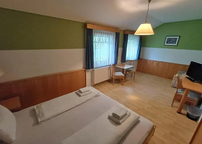 Hotel Georgshof Podersdorf am See
