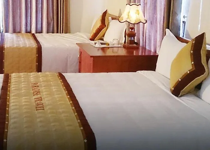 Paradise Hotel Phong Nha