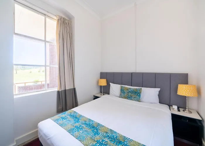 The Hallows Accommodation Bathurst
