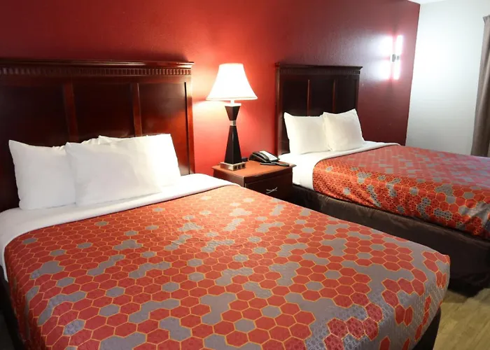 Econo Lodge Inn & Suites Evergreen