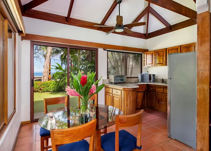 The Coast Beachfront Hotel Tamarindo