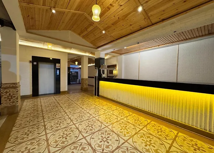 Hotel Ajanta Continental Dehradun