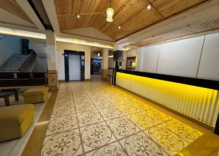 Hotel Ajanta Continental Dehradun