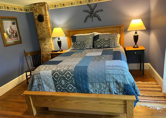 Rainbow Ridge Farms Bed & Breakfast Onalaska