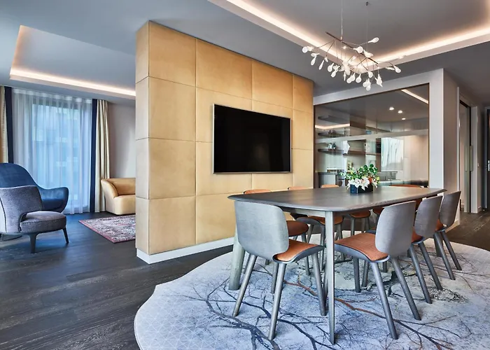 Hyatt Regency Amsterdam Hotel