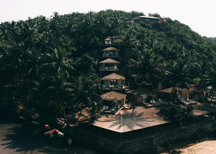 Dwarka Beach Resort Goa Cola