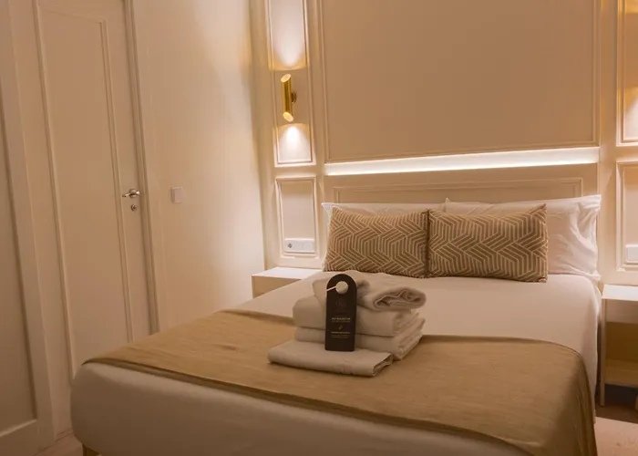 Le Petit Palue-Fuencarral Hotel Madrid