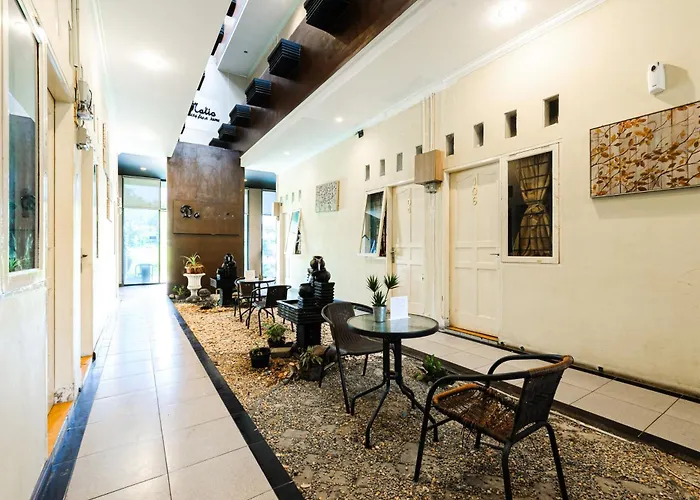 Reddoorz Plus Near Universitas Sumatera Utara Medan