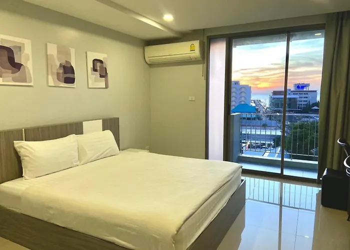 Onpa Hotel & Residence Bangsaen