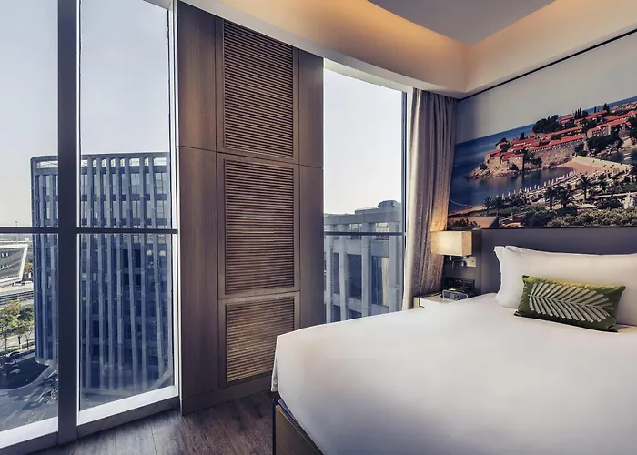 Mercure Shanghai Hongqiao Railway Station