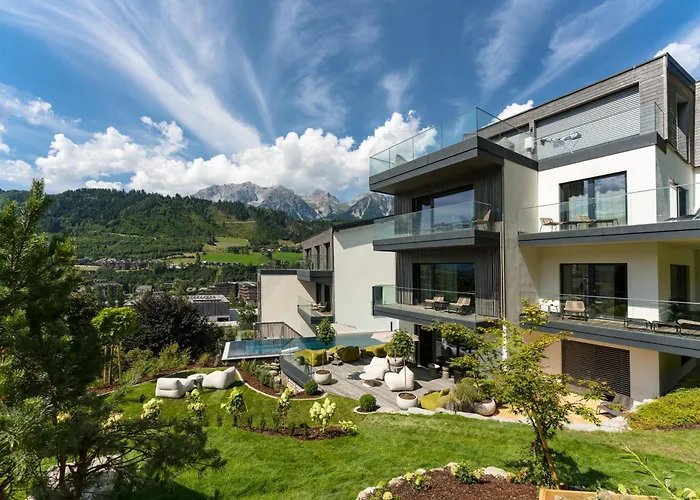 Boutique Aparthotel Chalets Coburg Schladming